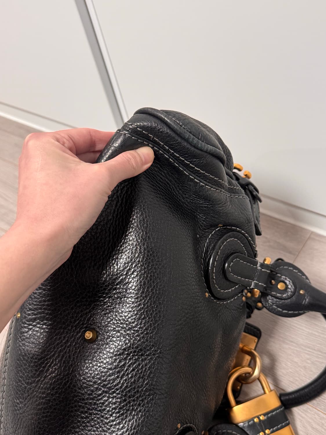 끌로에 패딩턴 백 빈티지블랙 상태A 상품이미지5