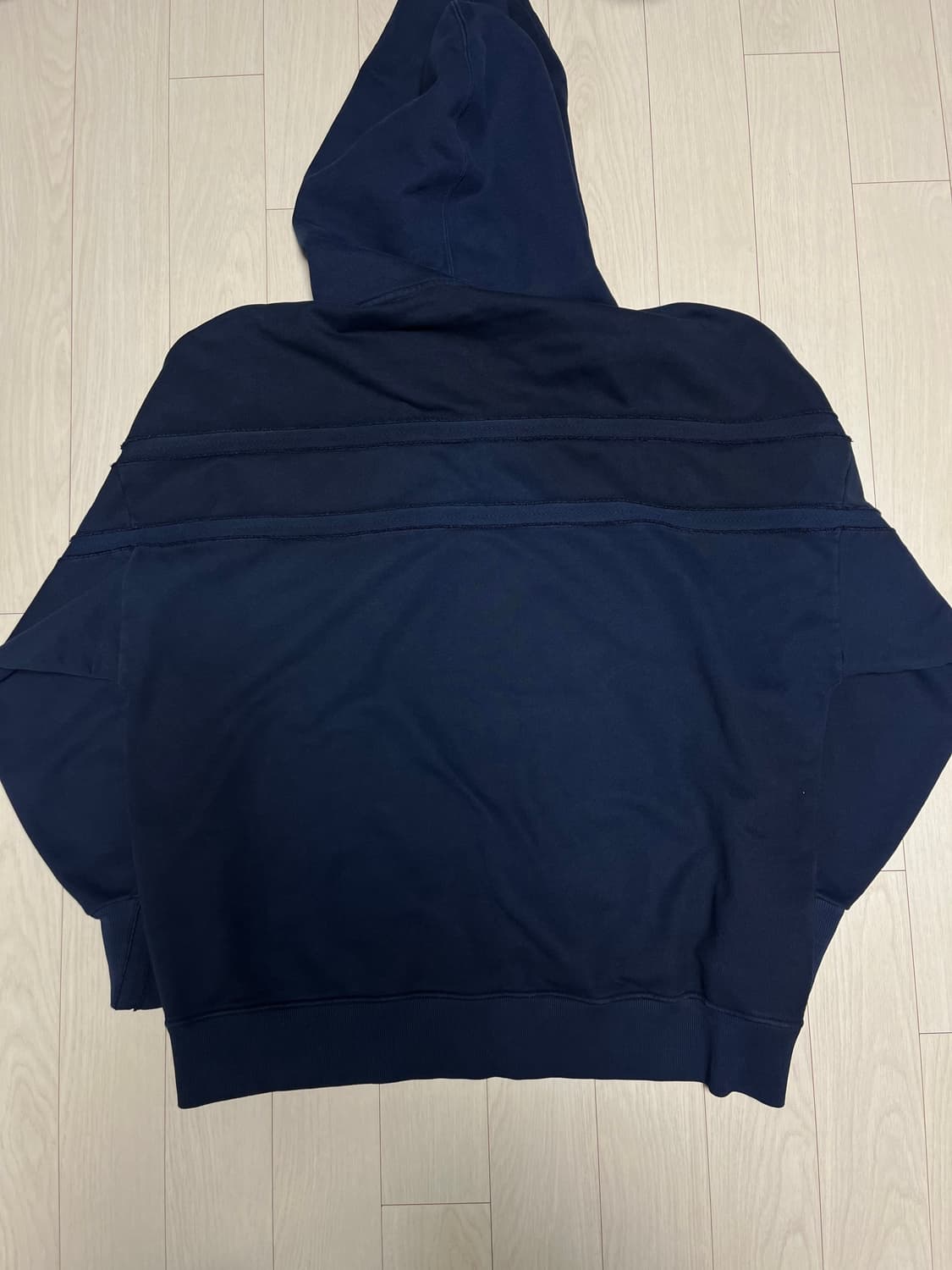 펜디 로고 그라데이션 후드티 상품이미지2