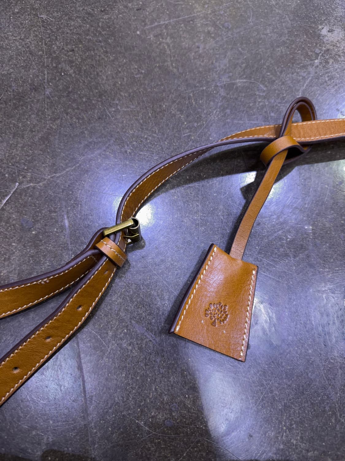 멀버리 알렉사 오버사이즈 사첼백 크로스 브라운 가방 상품이미지6