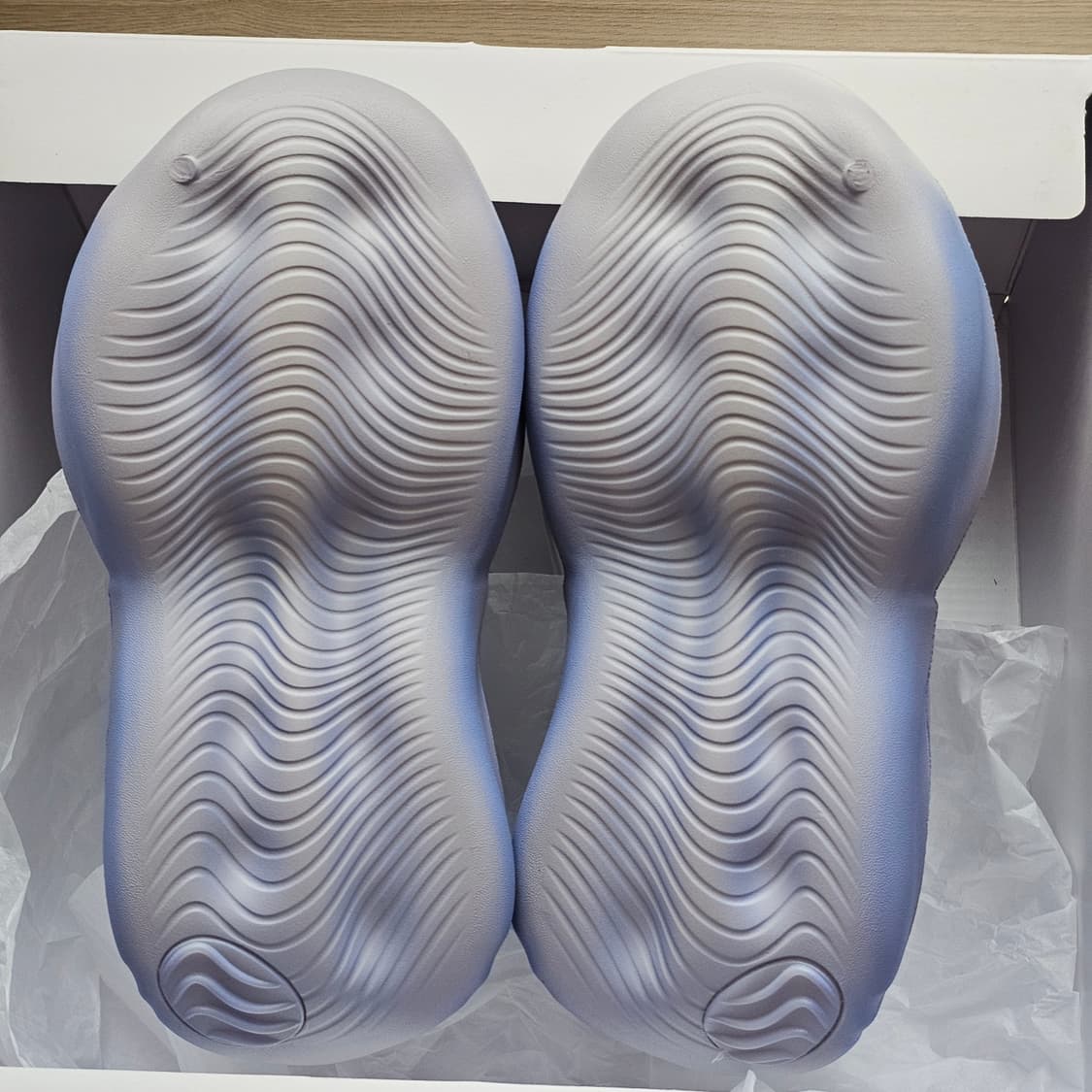 240 새제품 크록스 x 딩윤 장 디퓨저 클로그 모브 뮬 슬리퍼 이지 상품이미지3