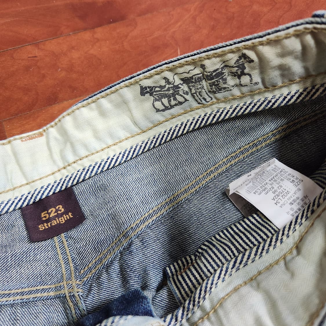 리바이스 523 스트레이트 빈티지 리페어 패치워크 데님 상품이미지7