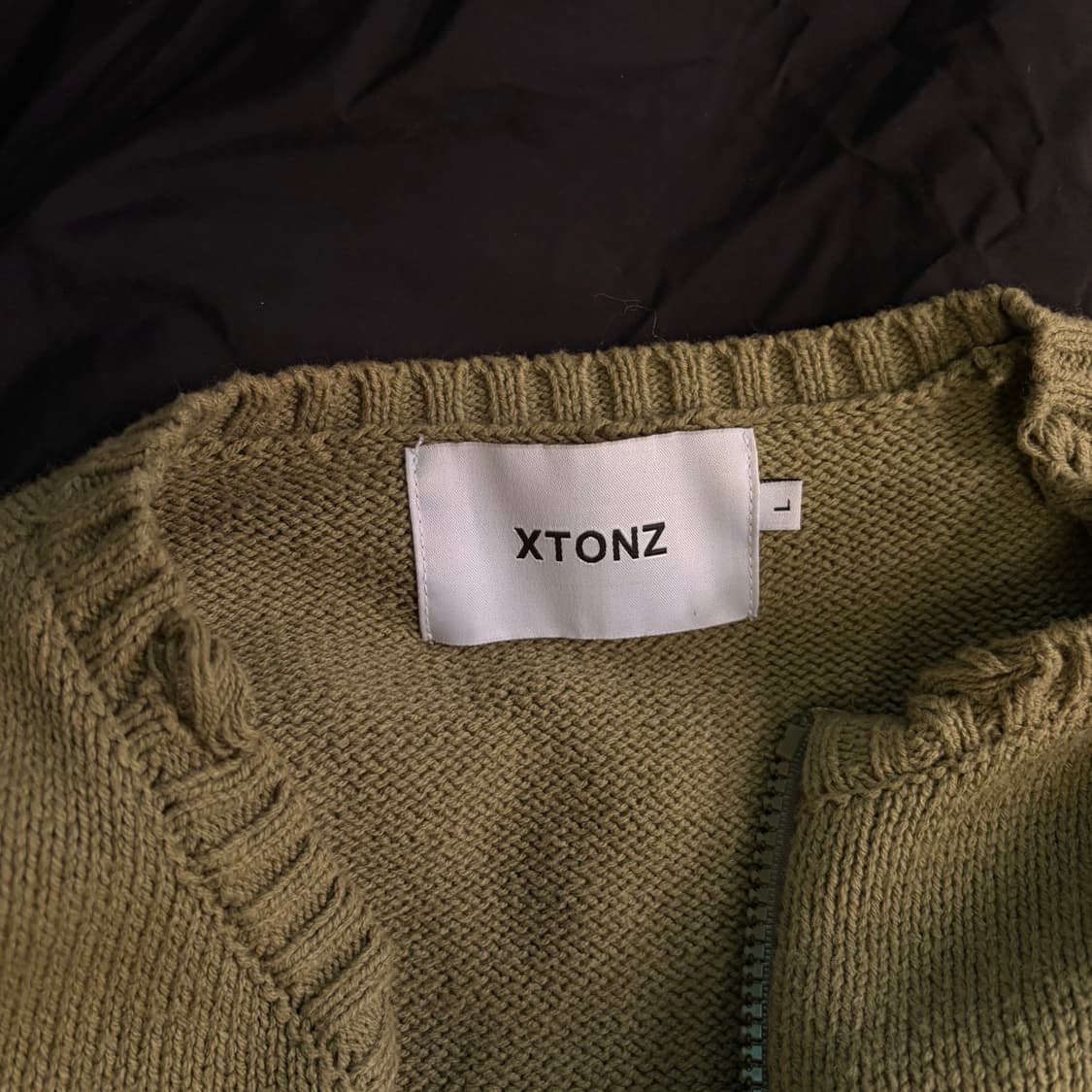 엑스톤즈 하트 니트 집업 상품이미지3