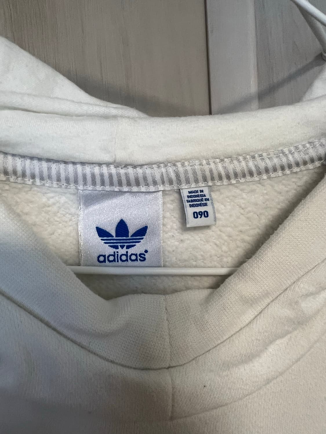 아디다스 우먼 화이트 후디 xs 상품이미지2