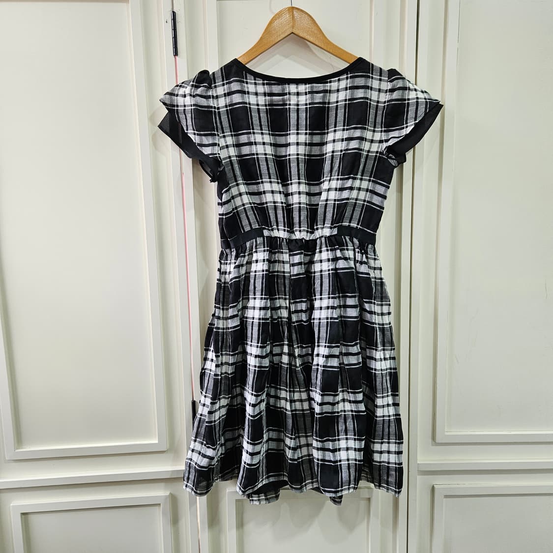 블랙 화이트 체크무늬 반팔 원피스 상품이미지4