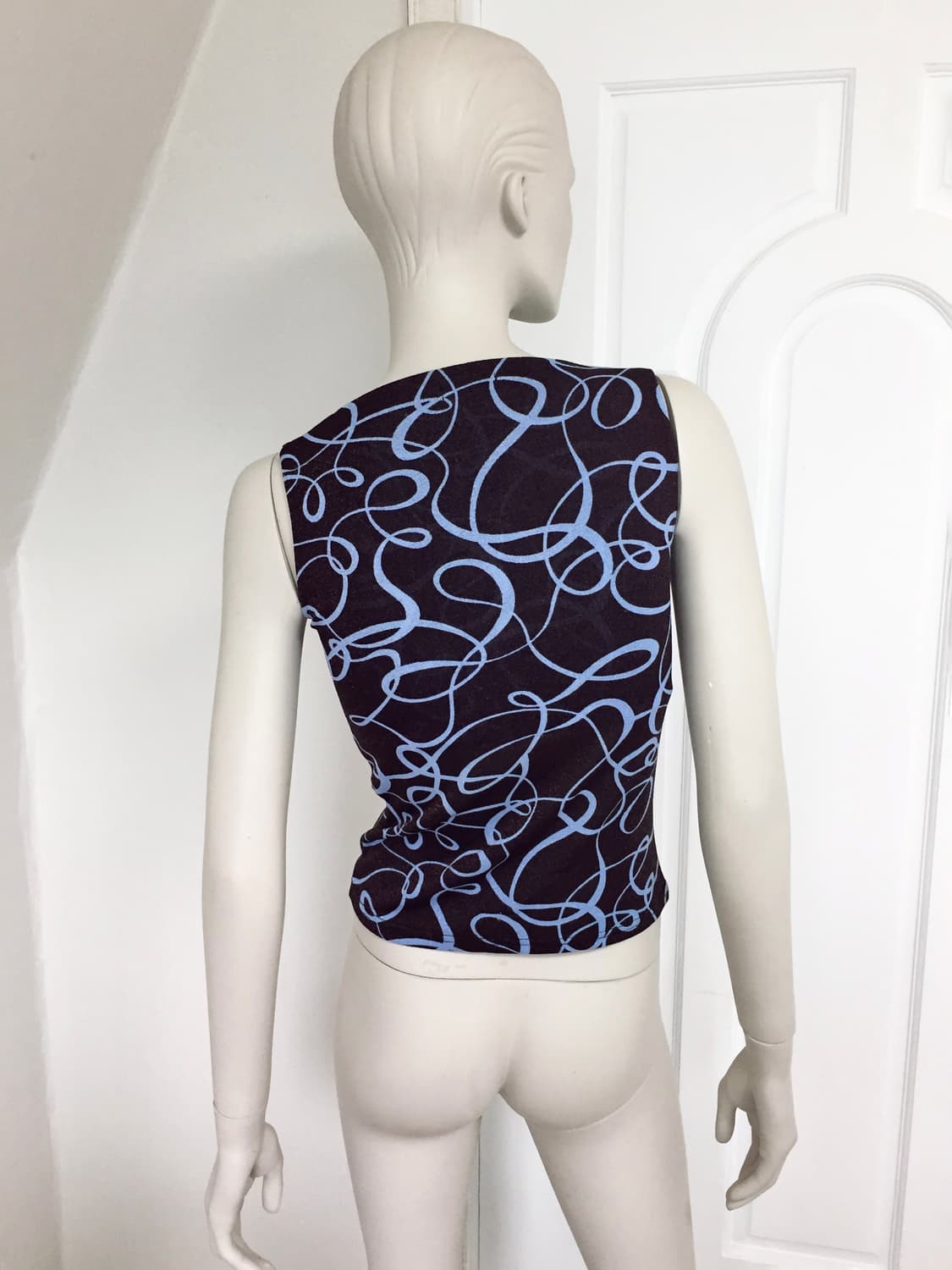 Neck Draped Blue pattern top 상품이미지4