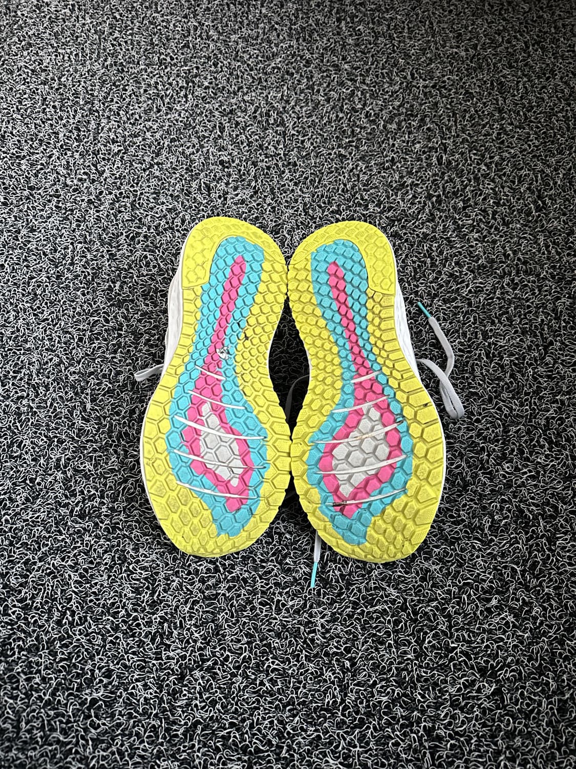 뉴발란스 Fresh Foam 흰색 운동화 250mm 상품이미지5