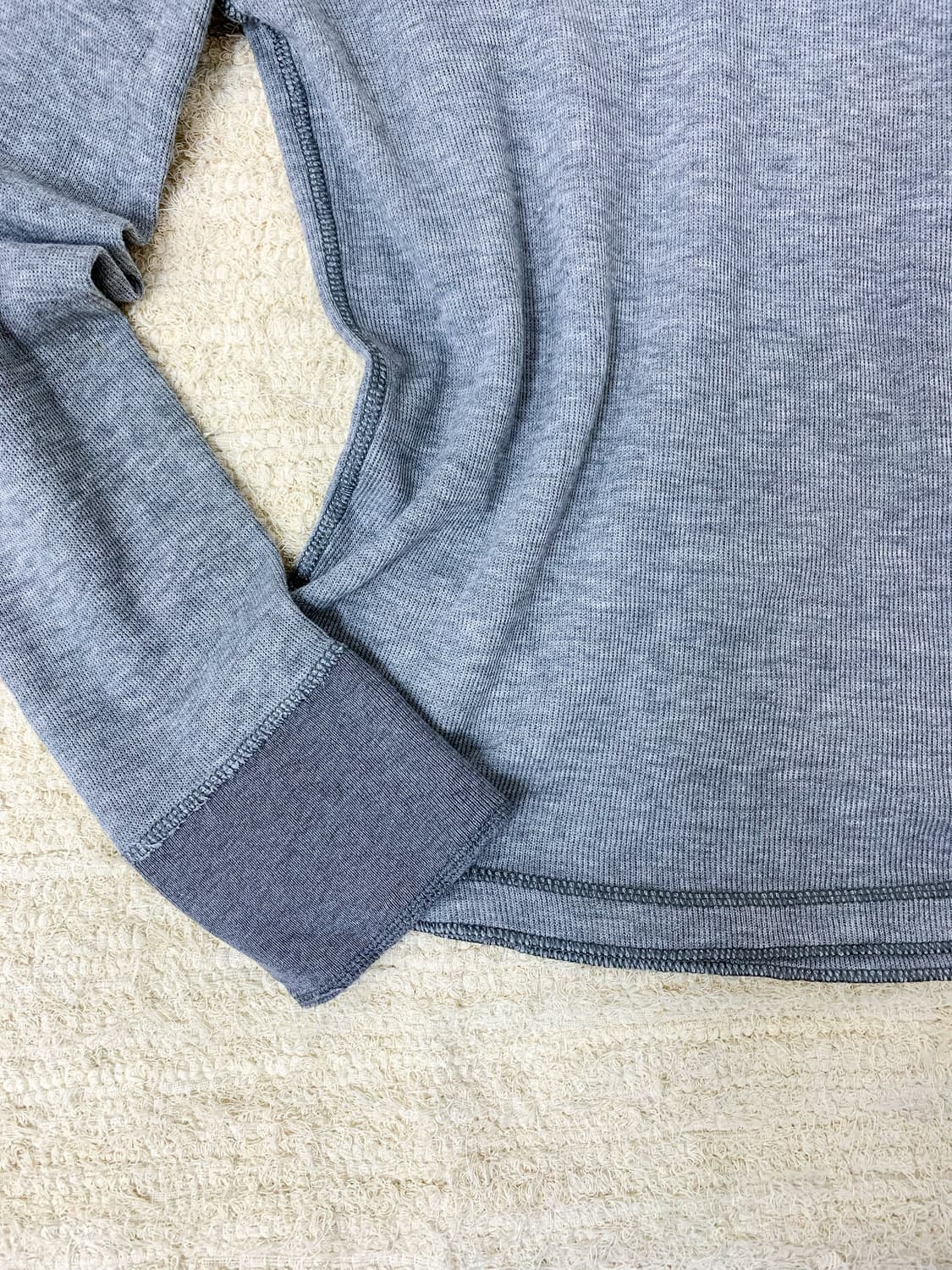 Abercrombie & Fitch Grey Sweatshirt 상품이미지3