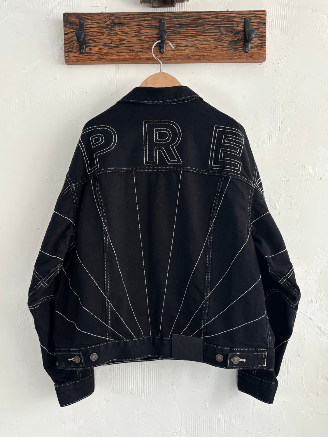 Supreme 슈프림 23FW 레이디얼 자수 트러커  상품이미지5