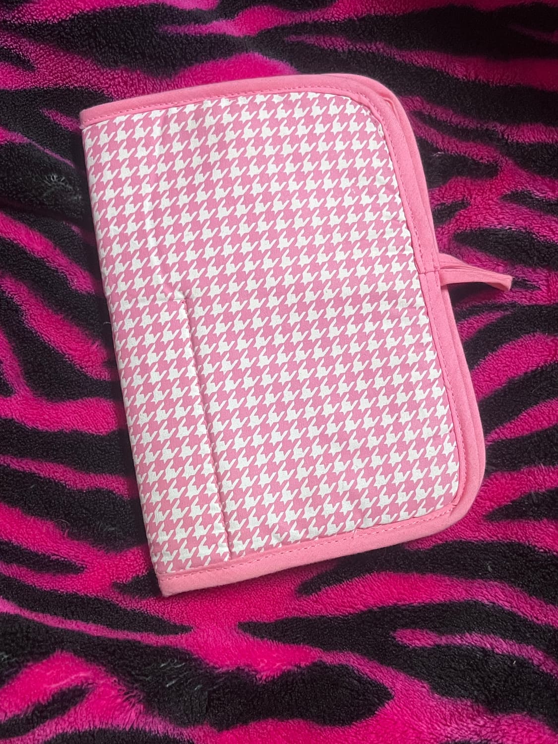 고전키티 카오하나 헬로키티 멀티파우치 상품이미지3