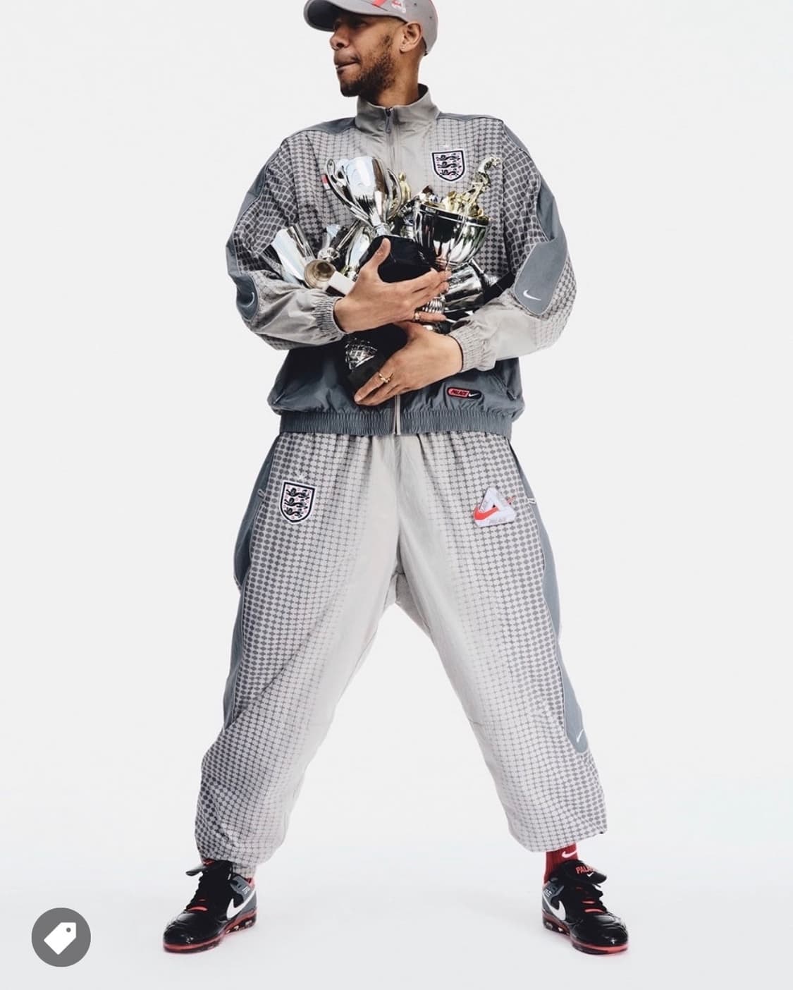 팔라스 x 나이키 잉글랜드 트랙팬츠 M 상품이미지1