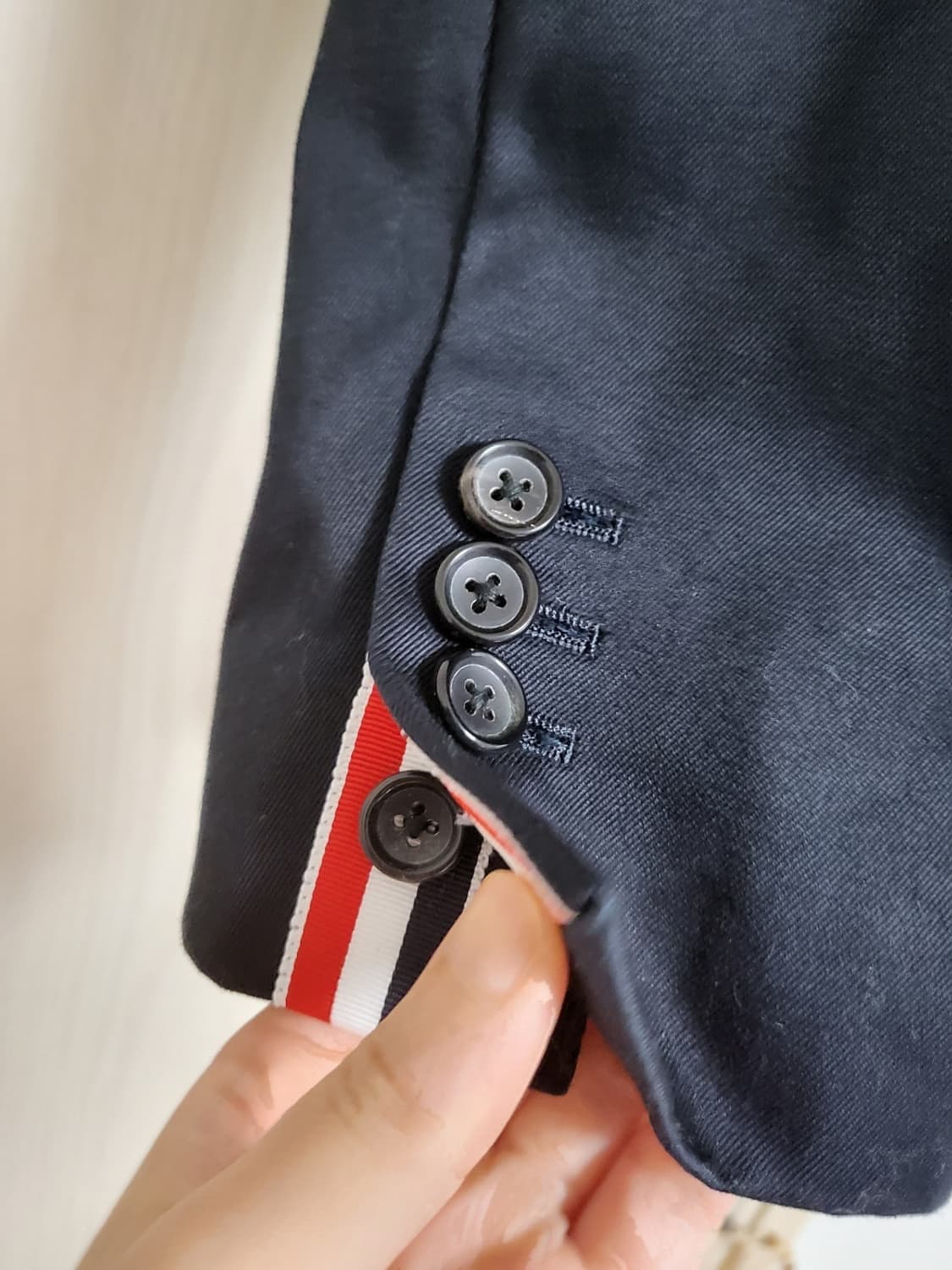 톰브라운 싱글 블레이저 자켓 상품이미지2