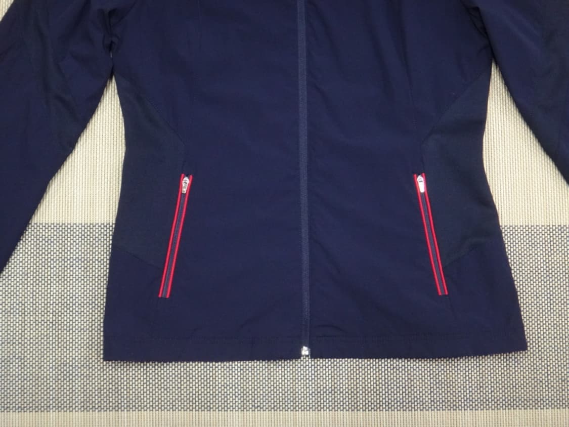 (95) 루이까스텔 여성용 바람막이 후드집업 NY 상품이미지6