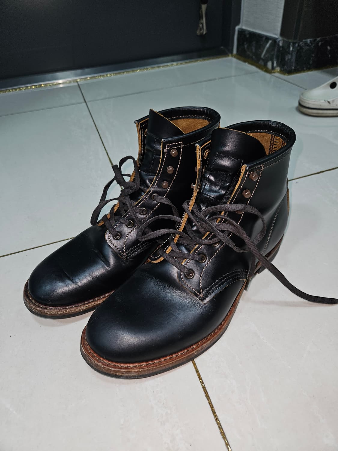 레드윙 벡맨 플랫박스 9060 상품이미지1