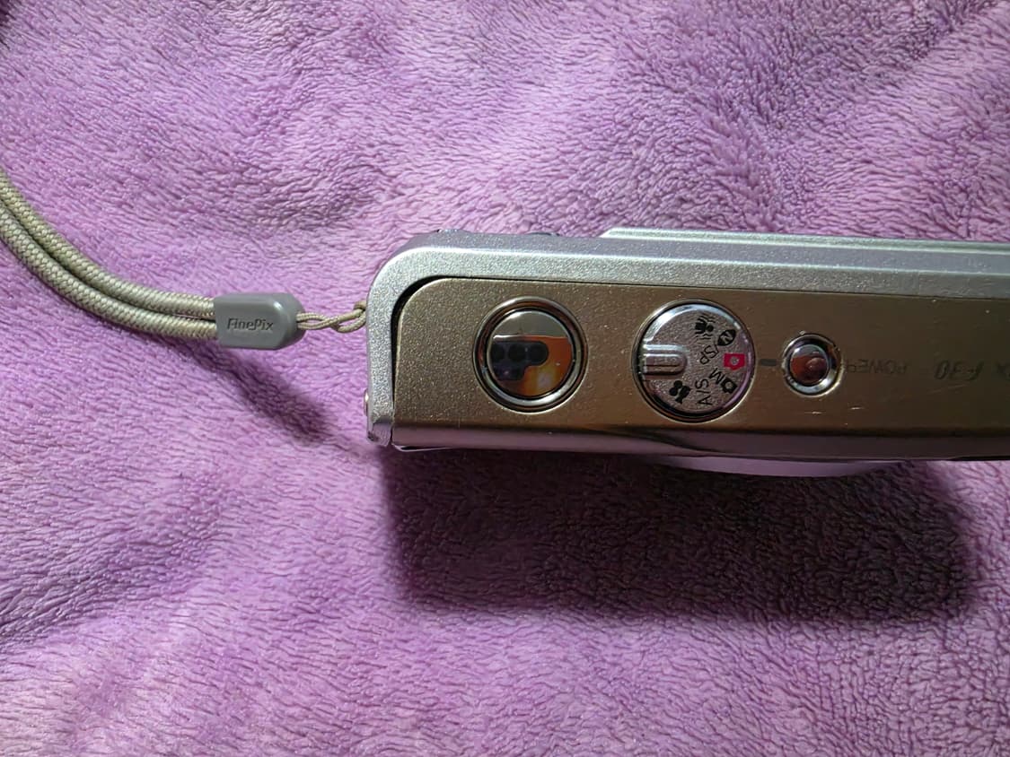 후지 파인픽스 f30팝니다. 상품이미지3