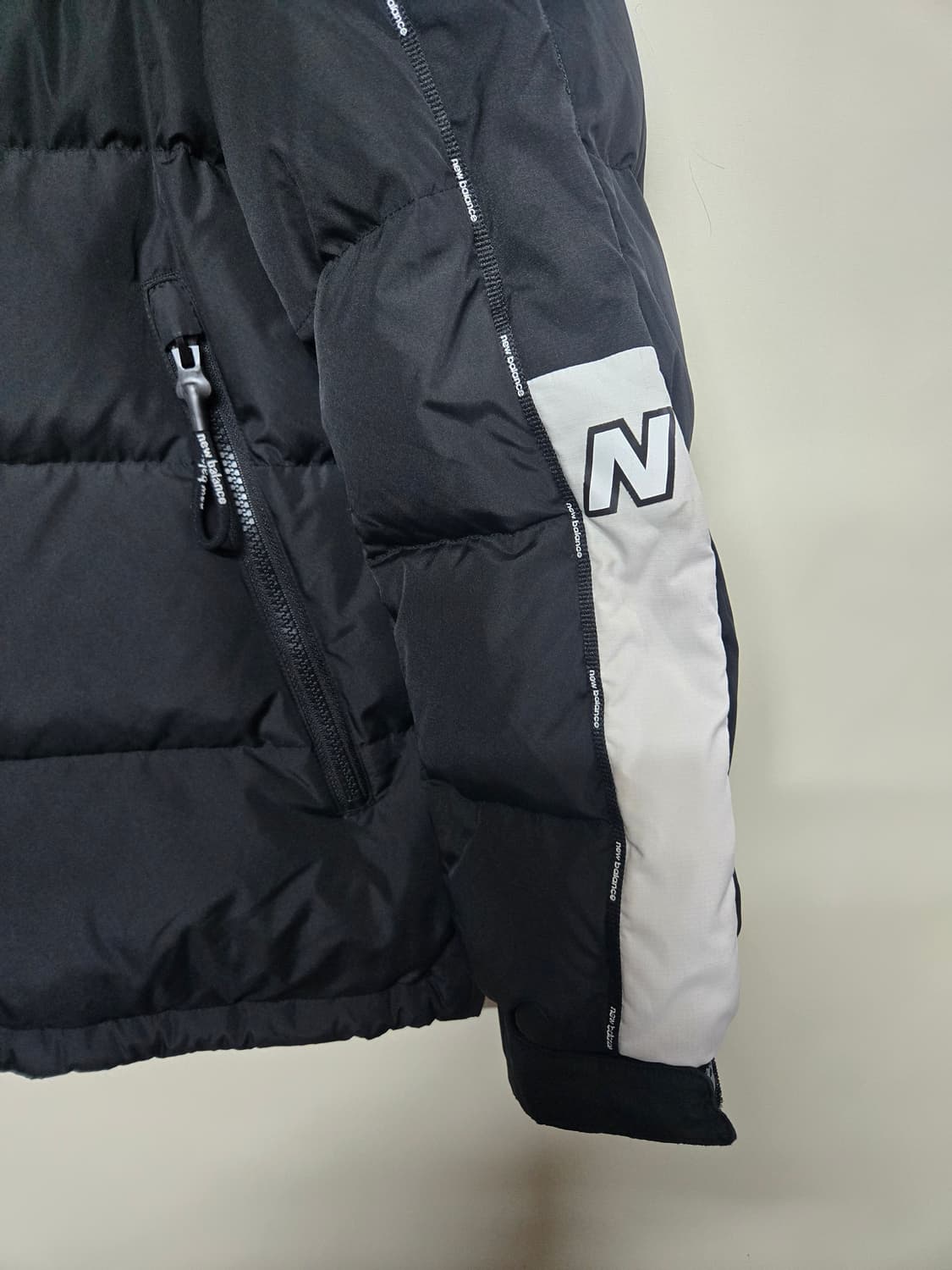 뉴발란스 구스 블랙 패딩 점퍼90S 상품이미지5
