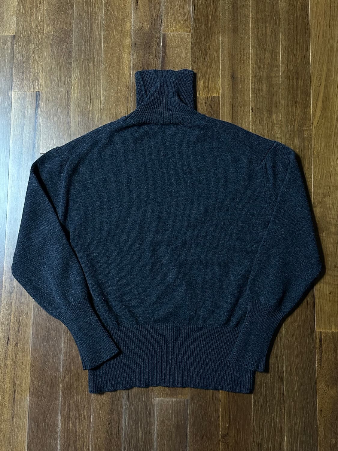 [1] 24fw 가지록 캐시미어 서브마리너 스웨터 차콜 상품이미지3