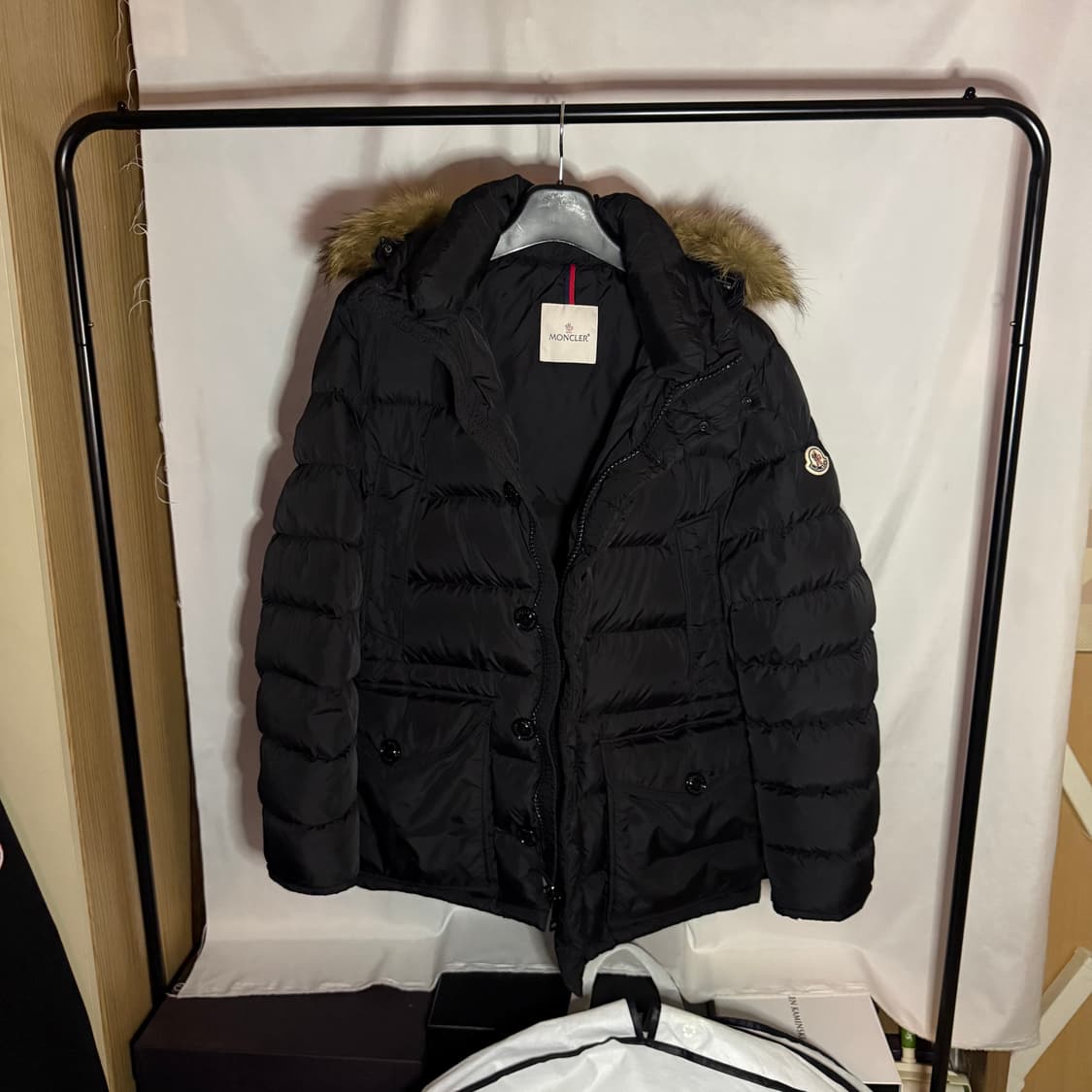 몽클레어 클루니 패딩 롱 다운 자켓 블랙 상품이미지3