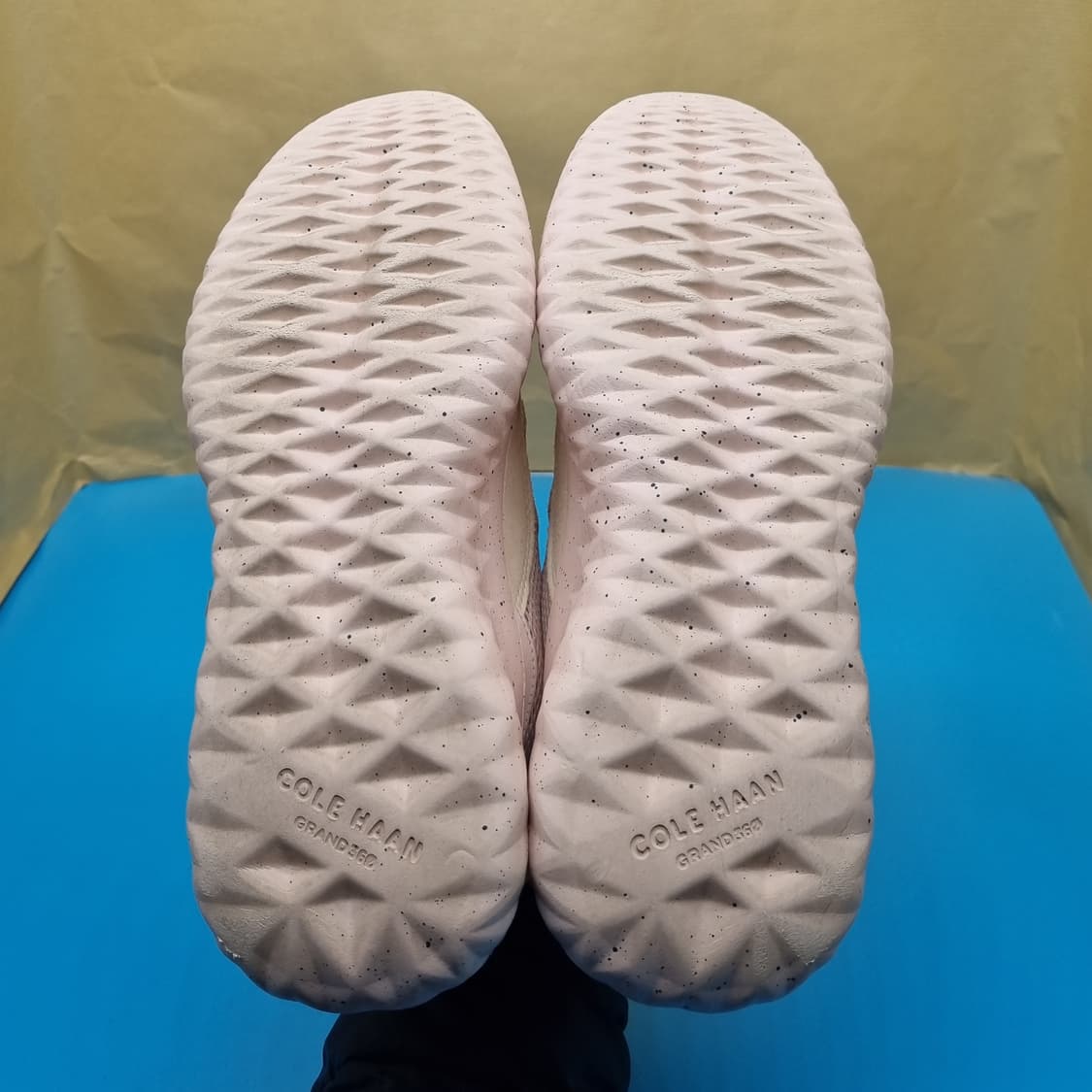 콜한 제로그라운드 운동화250  상품이미지3