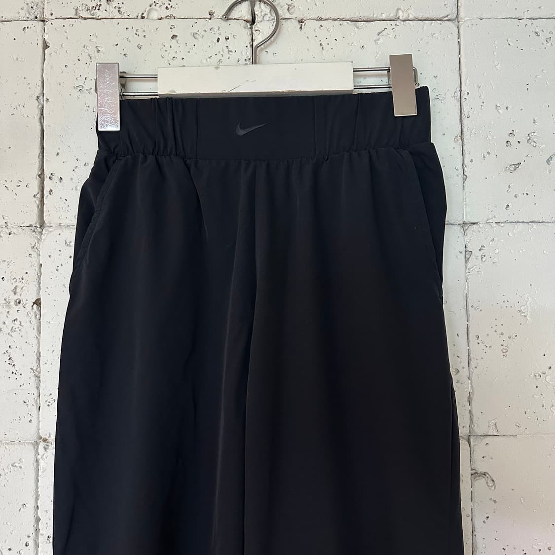 우먼S 나이키 드라이핏 조거팬츠 완전 얇은두께 상품이미지2