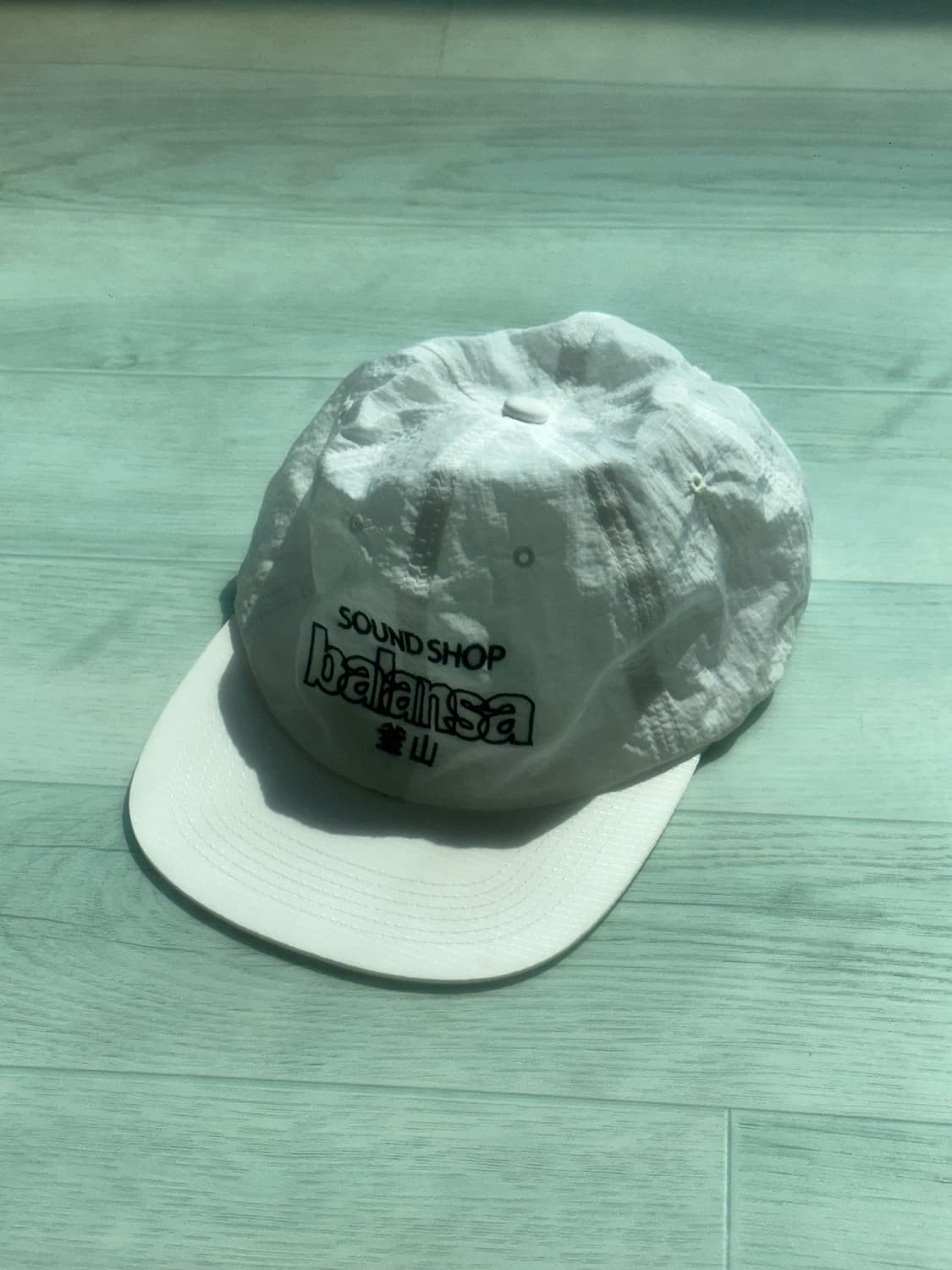 발란사 나일론 캠프캡 화이트 상품이미지1