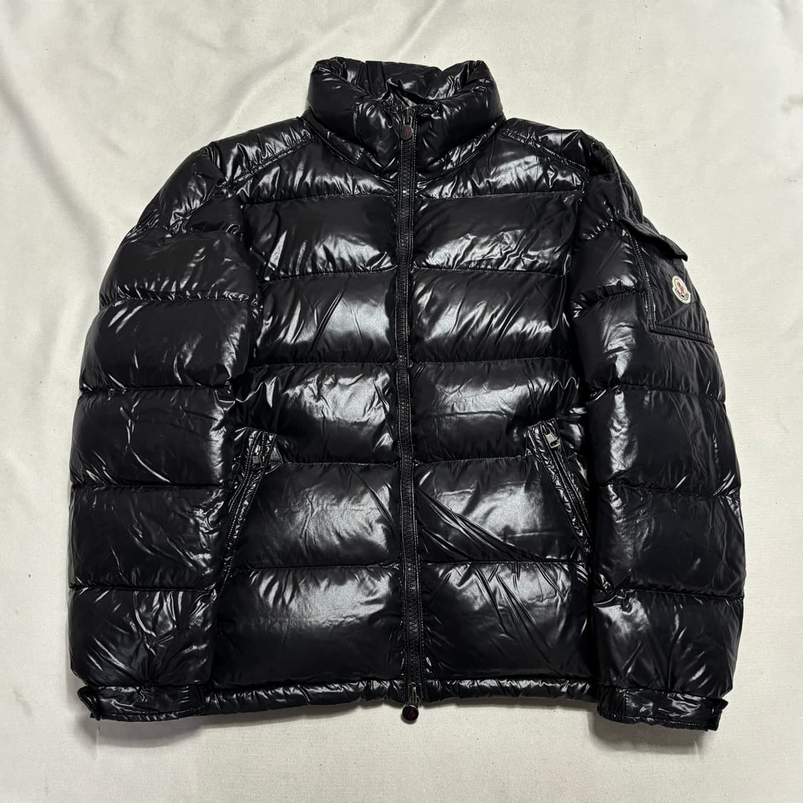 몽클레어 블랙 패딩 자켓 상품이미지2