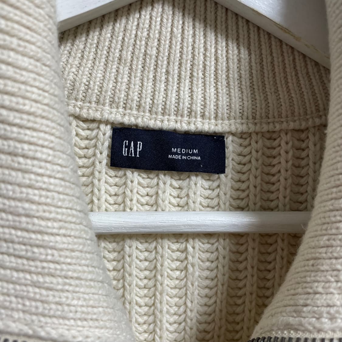 [M] GAP 갭 아이보리 꽈배기 니트 집업 가디건 상품이미지2