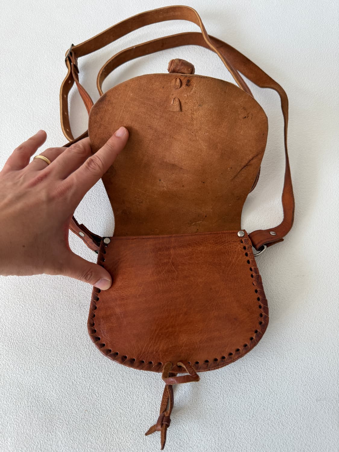 Pre owned 레더 통가죽 크로스백 상품이미지4