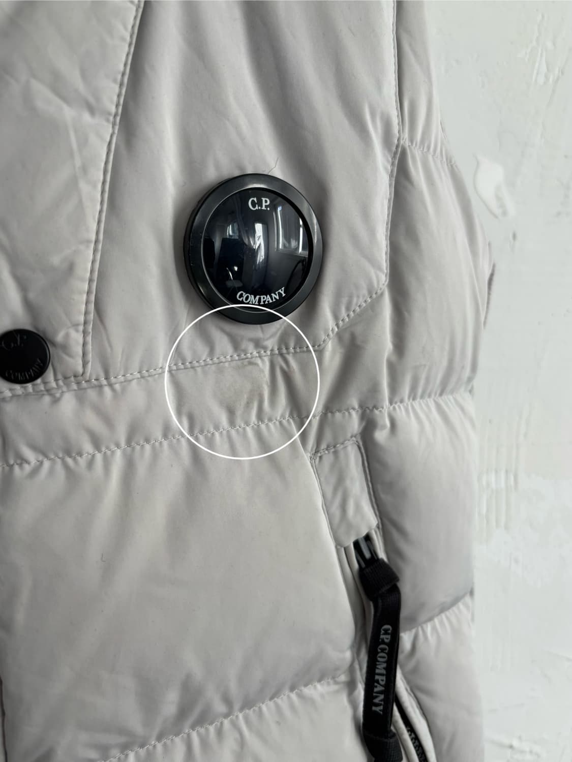 CP 컴퍼니 그레이 고글 구스다운 베스트 상품이미지10