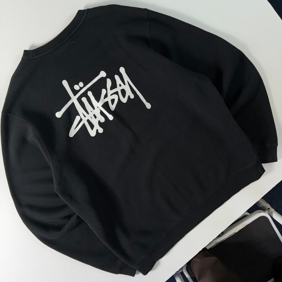 Stussy  스투시 베이직 스탁로고 블랙 맨투맨   상품이미지2
