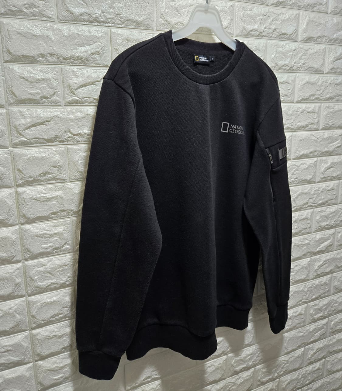 내셔널지오그래픽 카니 스몰로고 약기모 맨투맨 100 상품이미지2