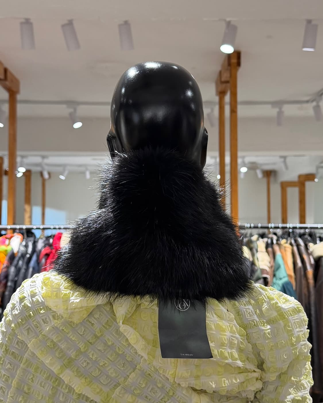 스포츠맥스 블랙 퍼 머플러  상품이미지4