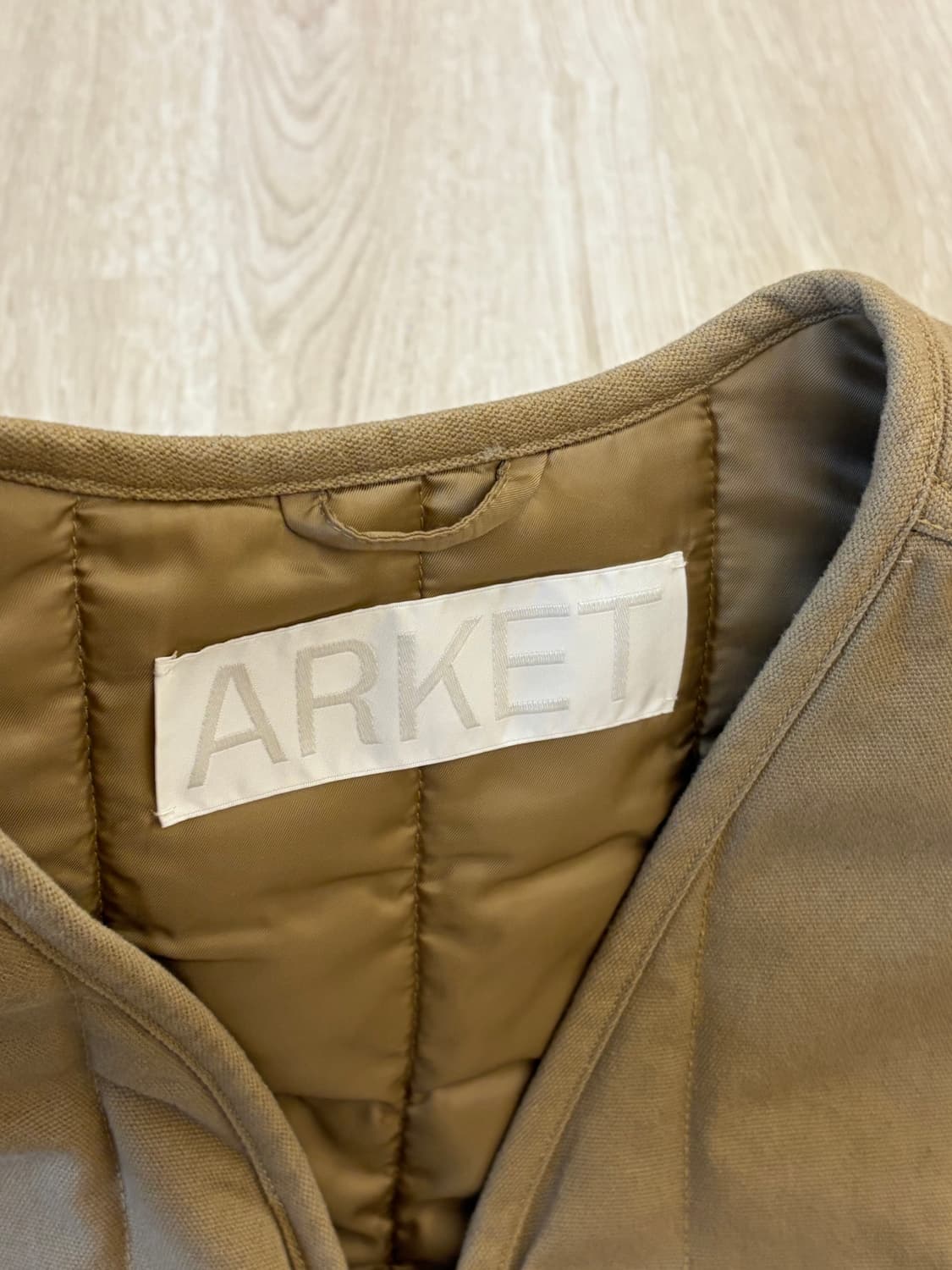 ARKET 아르켓 퀼티드 워크웨어 베스트 S 상품이미지2
