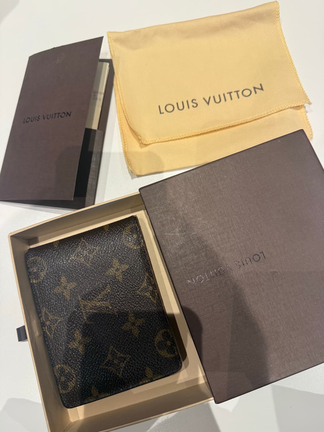 루이비통 반지갑 상품이미지1