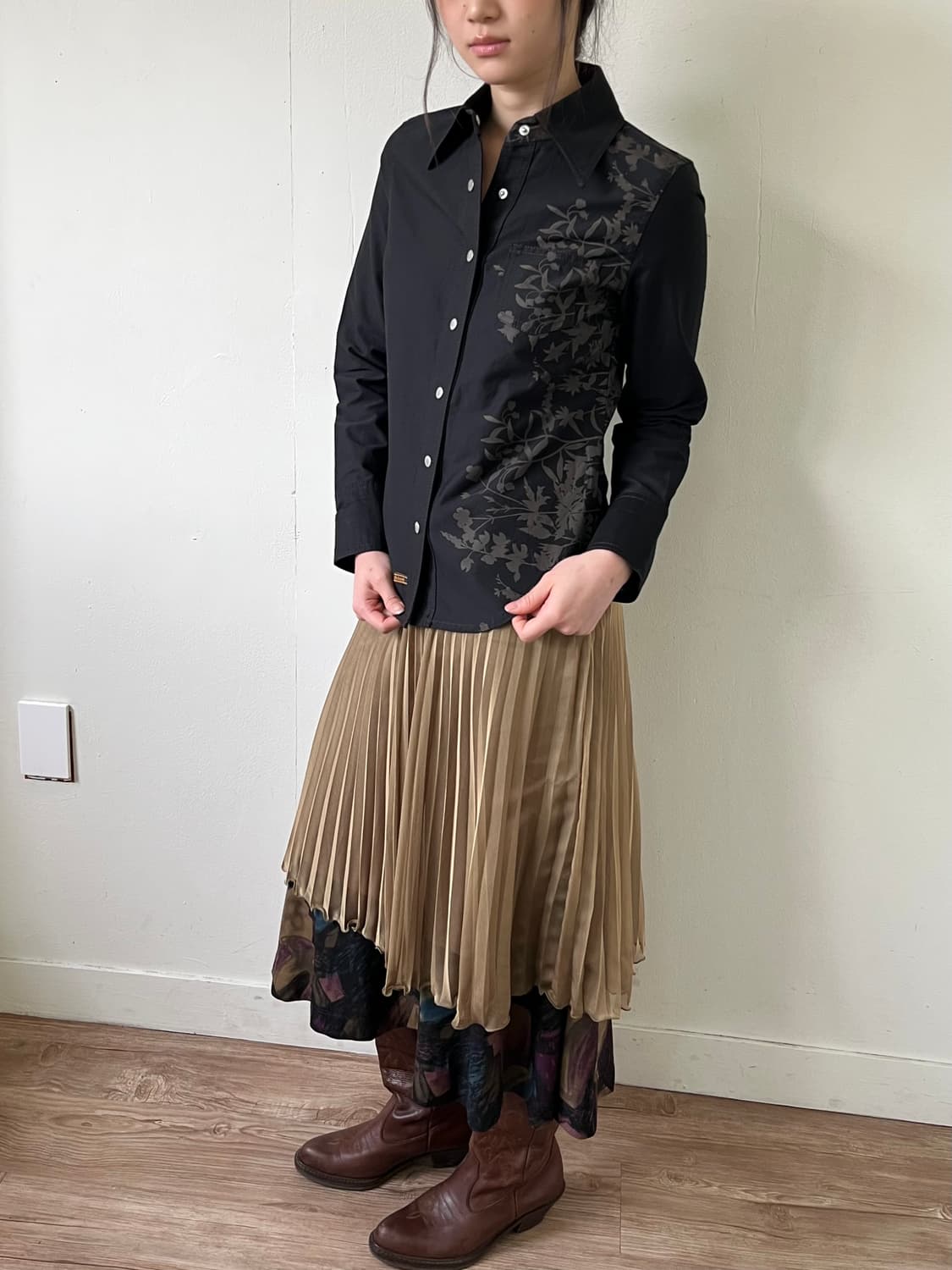 Miss chloe 아트 플라워 블랙 셔츠 자켓 상품이미지7