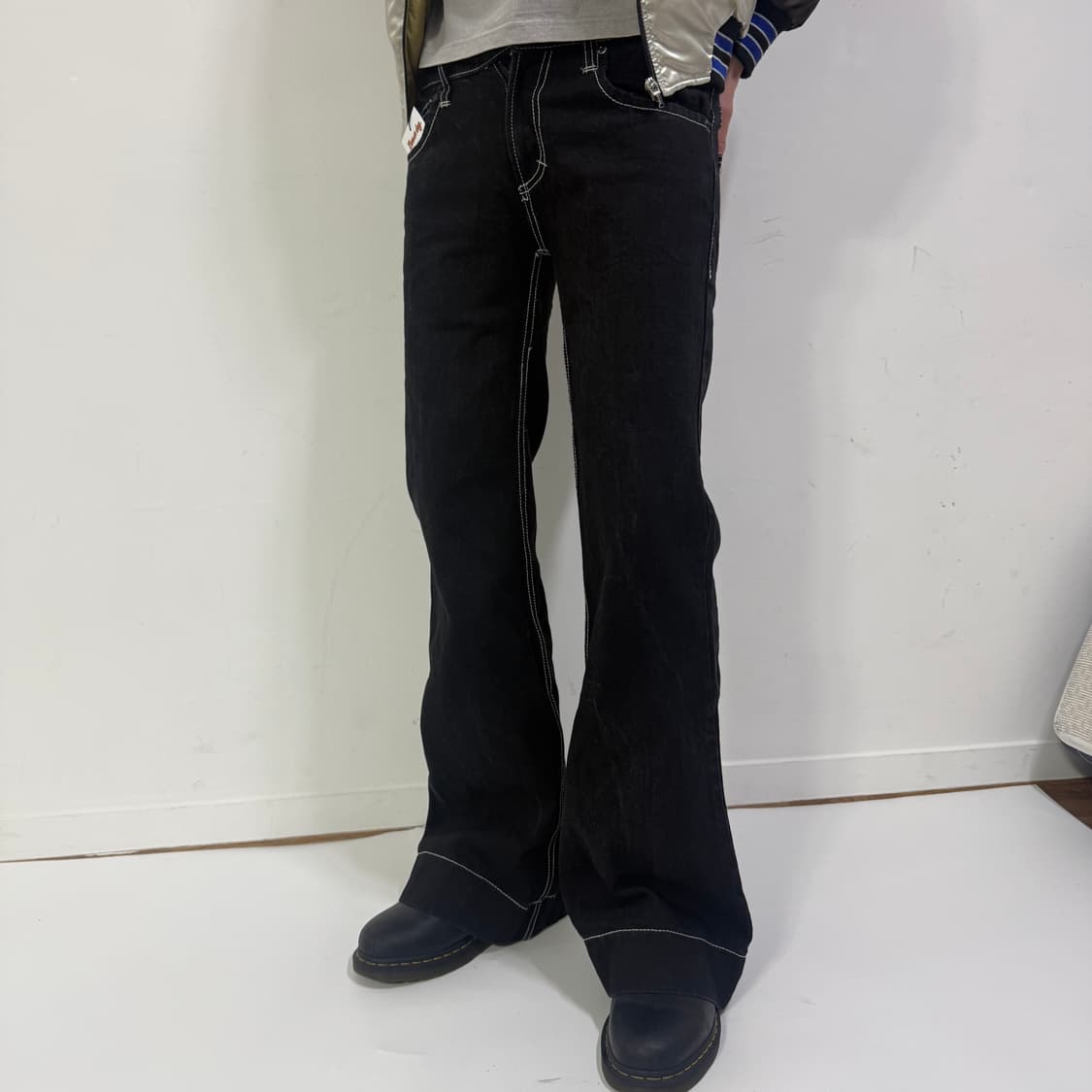 재패니즈빈티지 부츠컷 스티치 데님팬츠 상품이미지3