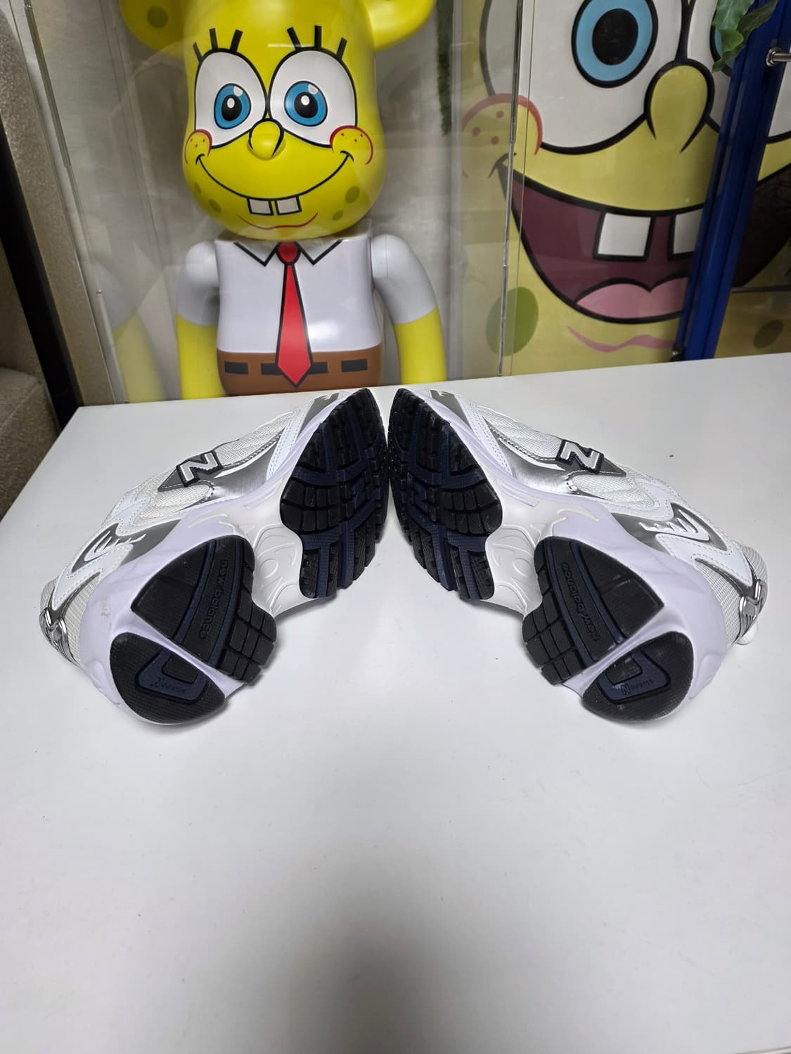 뉴발란스 725 화이트/실버 240 상품이미지4