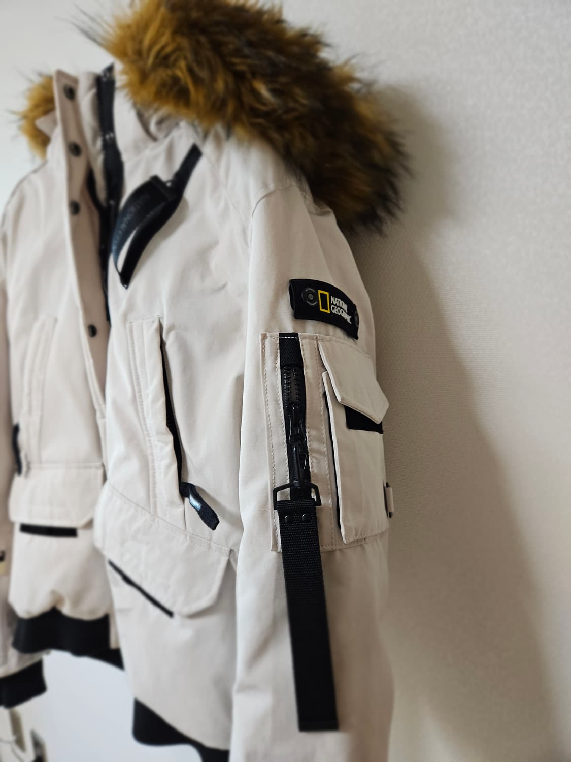 [S급 정품] 내셔널지오그래픽 타루가 패딩 풀세팅 SS급 상태 급처 상품이미지2