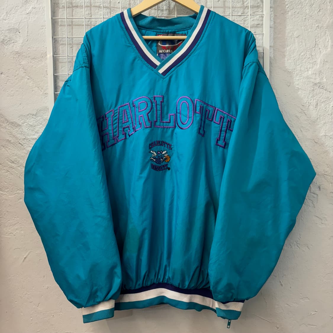 90s USA 월드센스 올드스쿨 샬럿 호네츠 민트 웜업 XL 상품이미지1