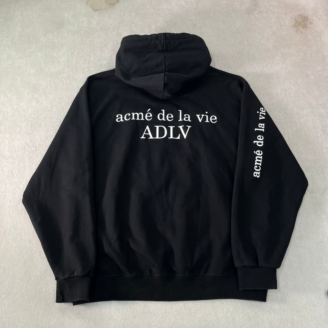 105 아크메드라비 후드티 상품이미지2