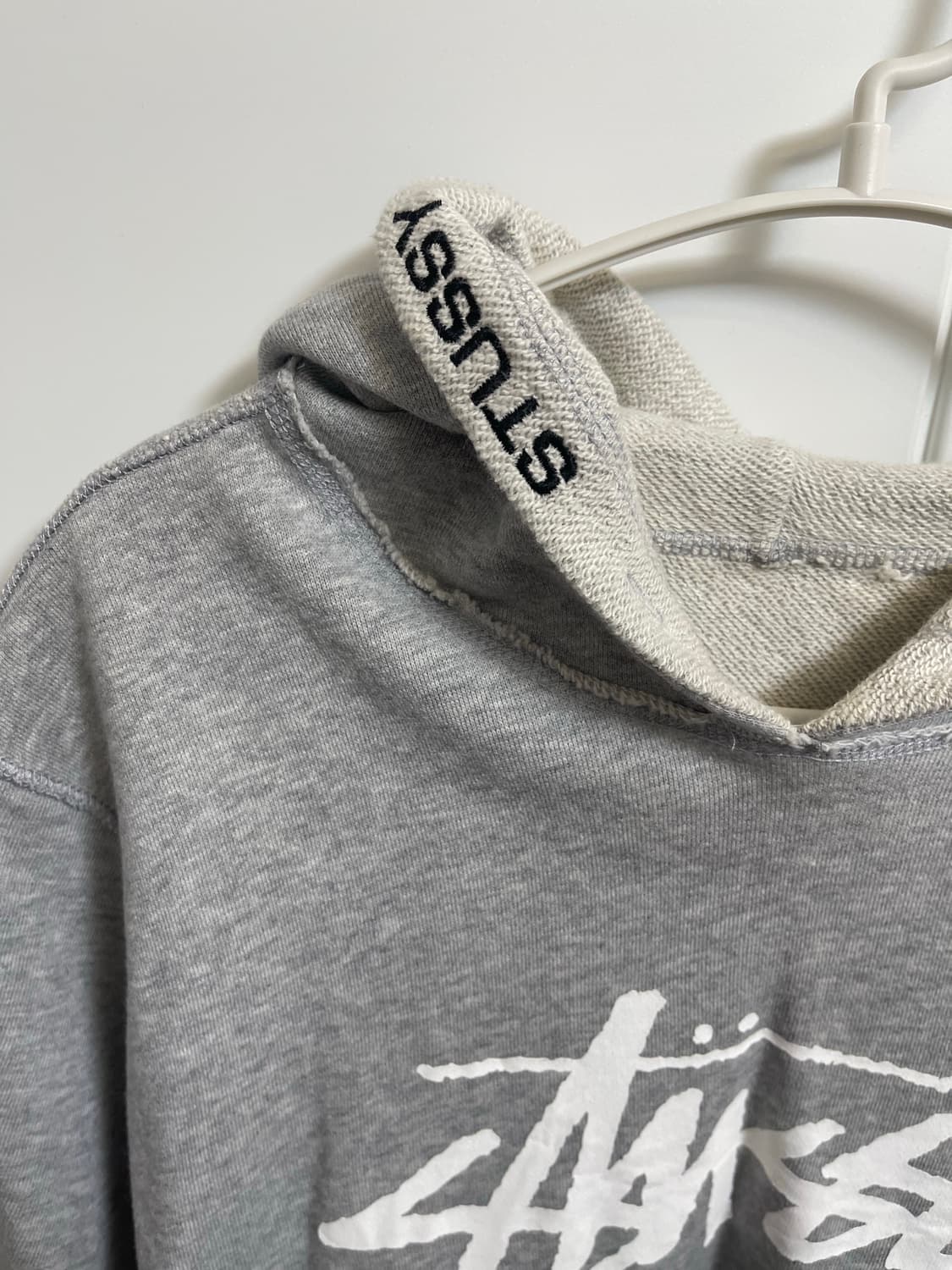 스투시 그레이 반팔 후드티 상품이미지3