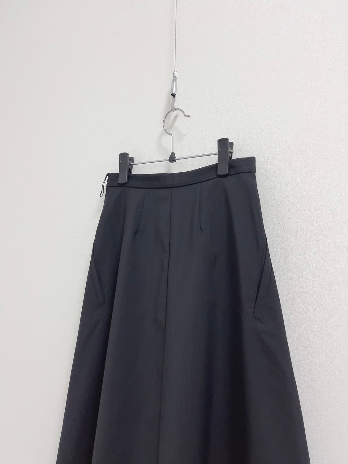 코스 테일러드 울 미디 랩 스커트 상품이미지5