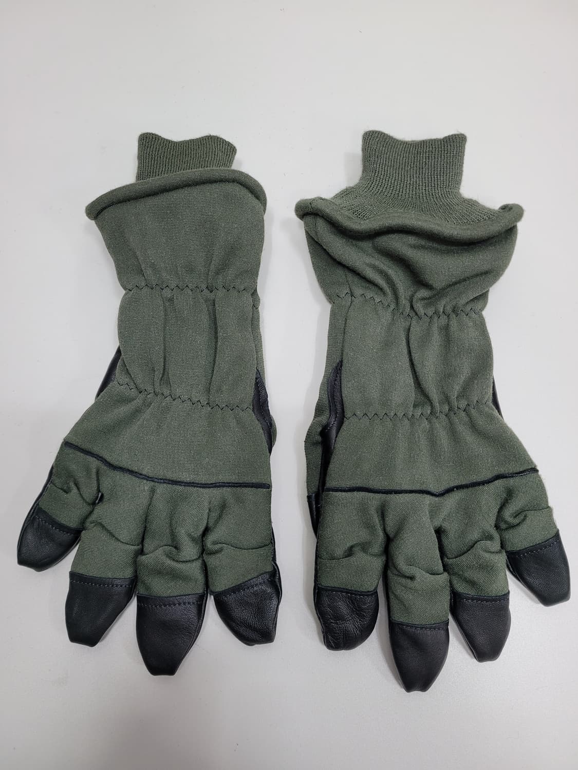 미공군 노맥스 HAU-15P 방한장갑 항공장갑 / 남 10호 (큰손)
 상품이미지1