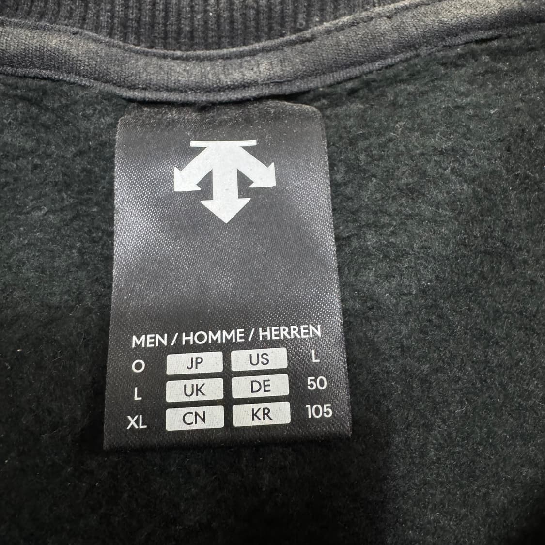 데상트 기모 맨투맨 상품이미지7