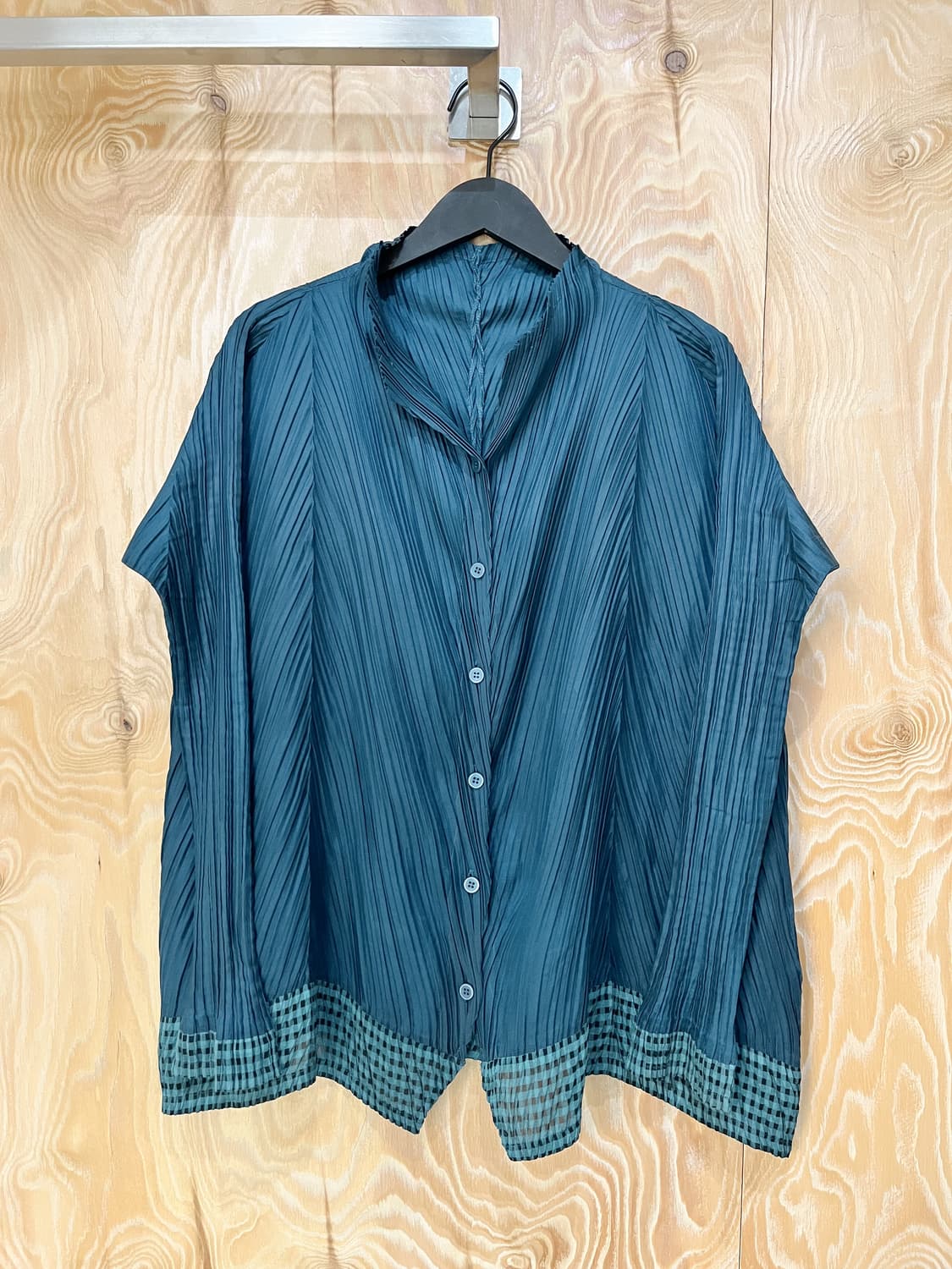 이세이 미야케 플리츠 체크 가디건 상품이미지3