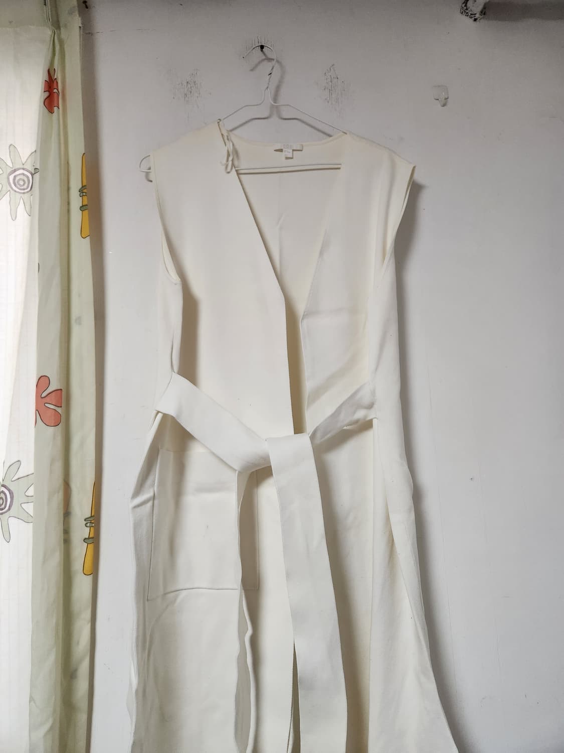 COS 화이트  롱 베스트 170/96A 상품이미지2