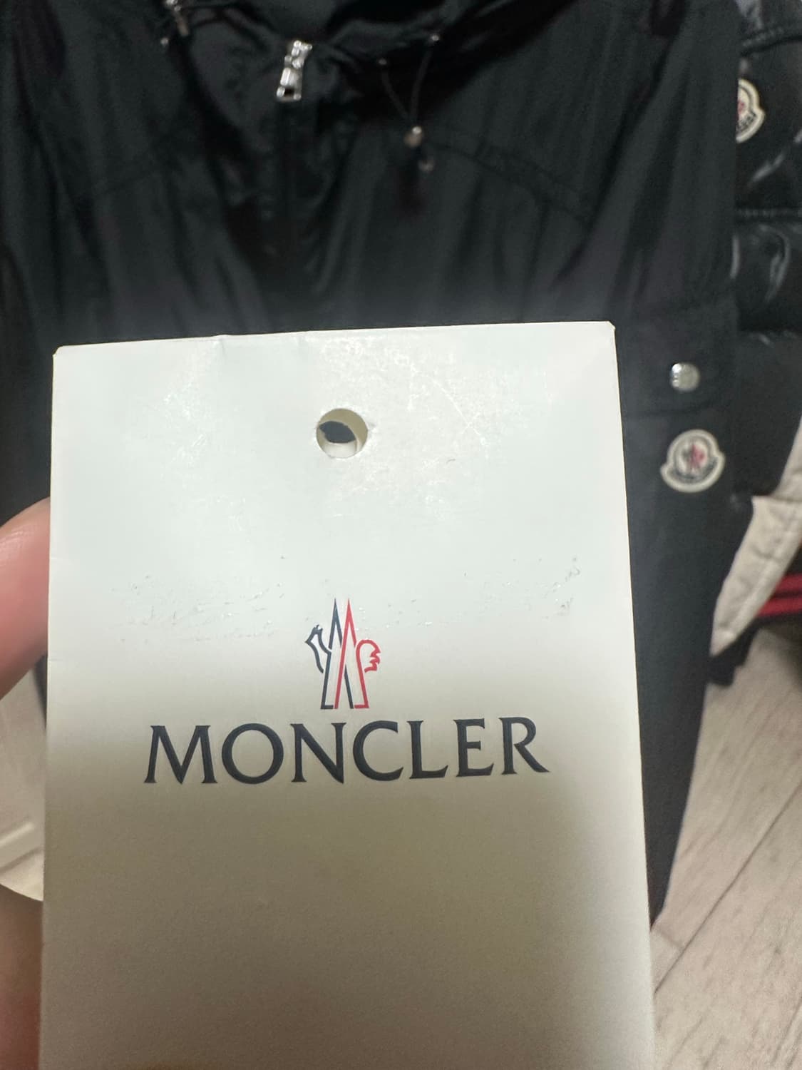 몽클레어 에티아슈 바람막이 자켓 2사이즈 상품이미지6