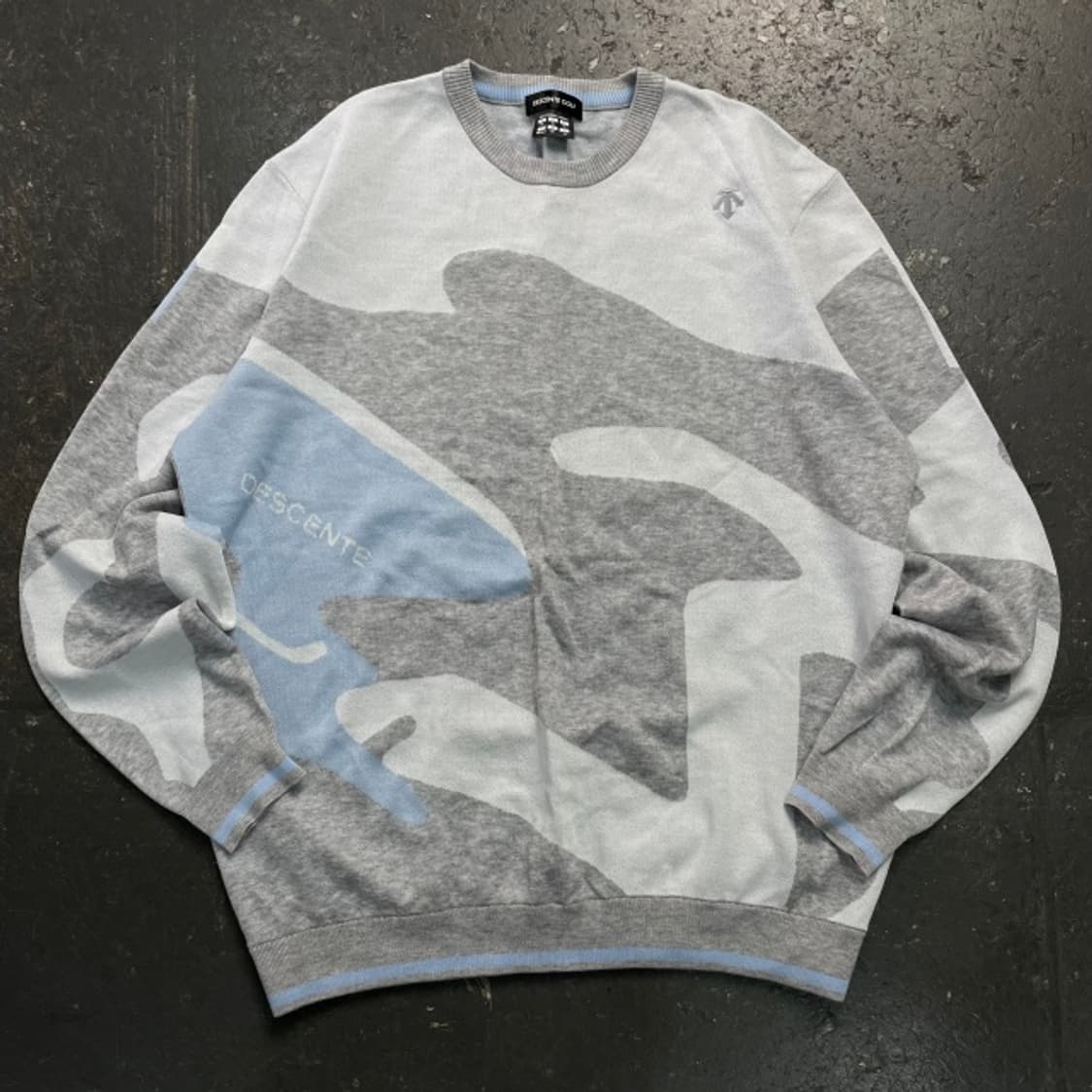 105 데상트 골프 니트  상품이미지1