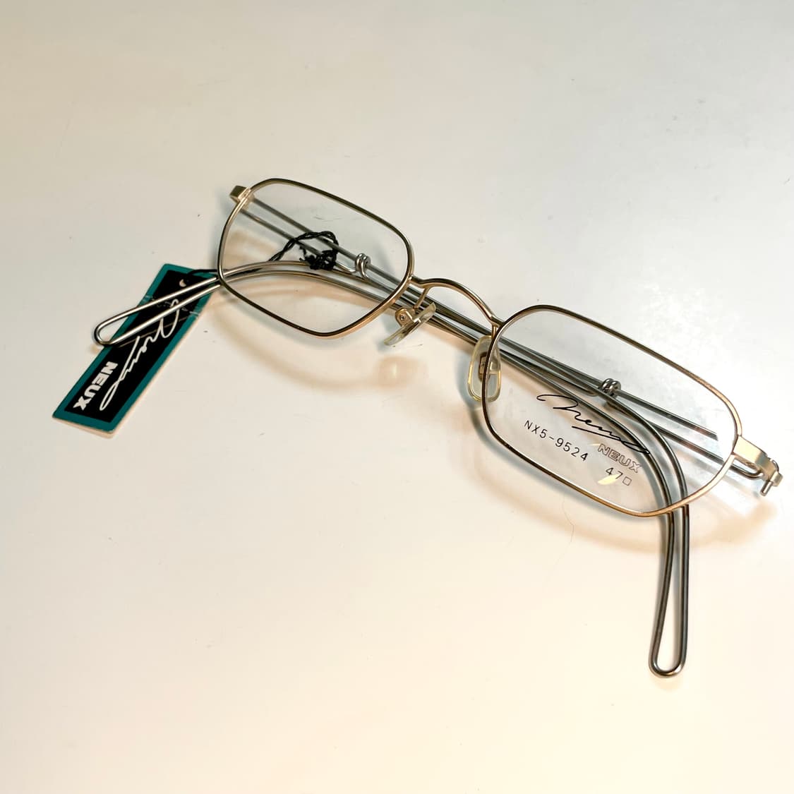 NEUX 일본의 하우스 브랜드 neux 사의 빈티지 안경 판매합니다. 상품이미지1