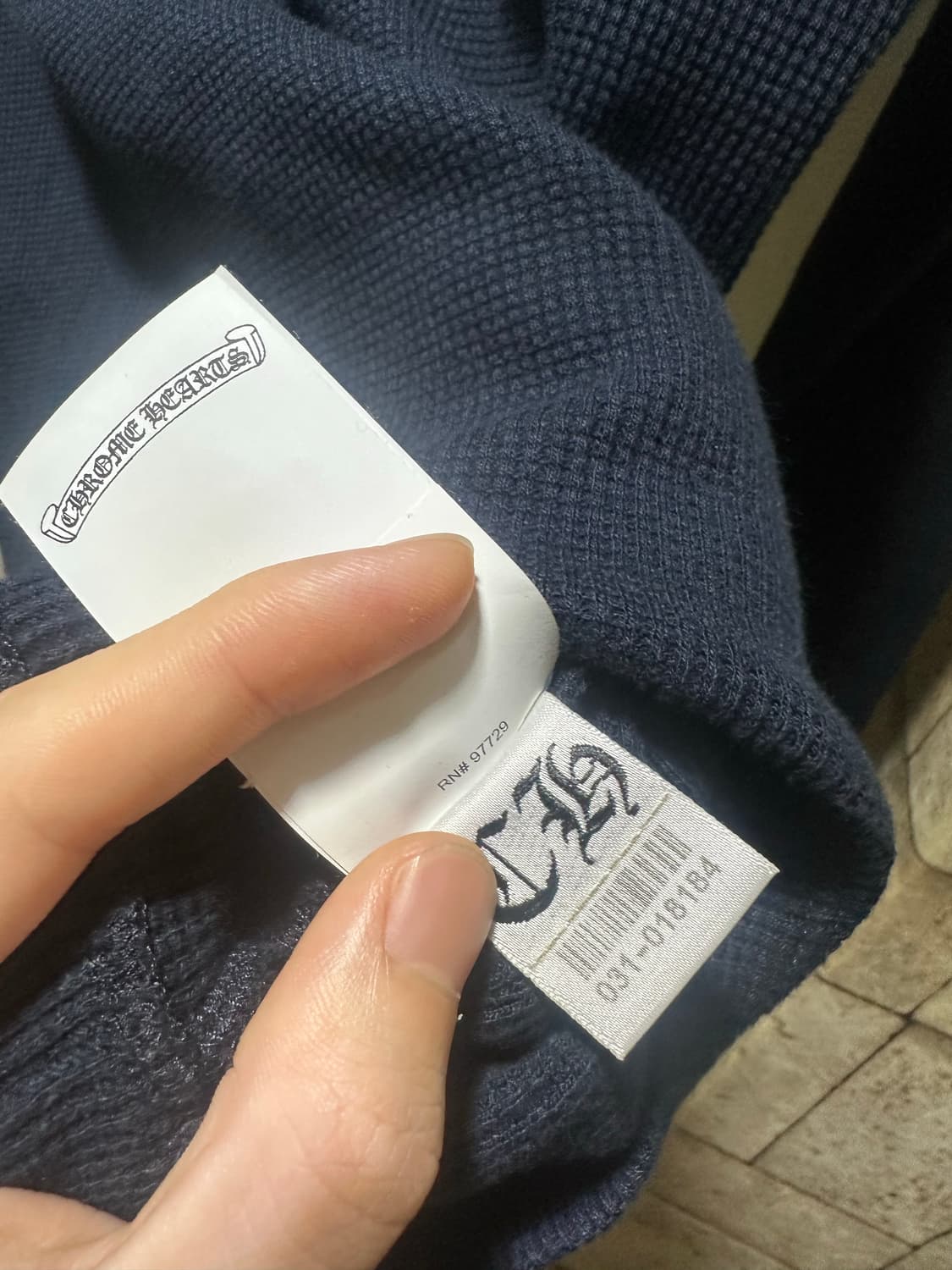 크롬하츠 와플 헤비웨이트 레더 패치 니트 헨리넥 상품이미지6