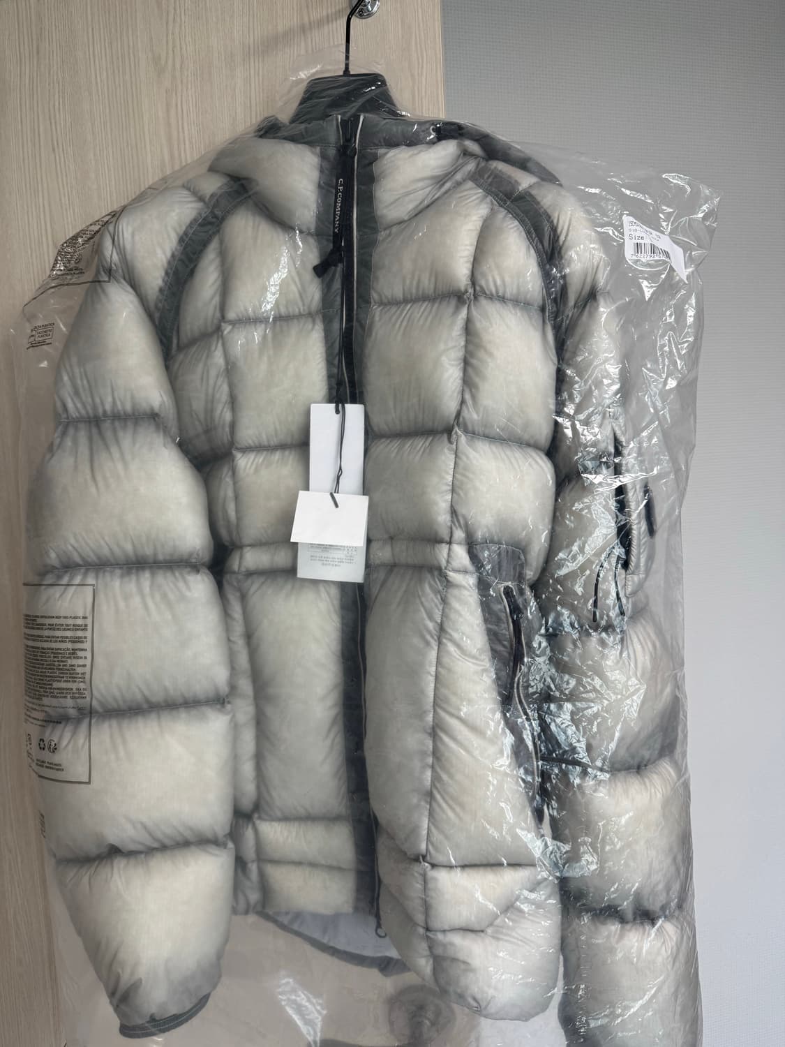 cp컴퍼니 디디쉘 한국익스클루시브 L사이즈 상품이미지1